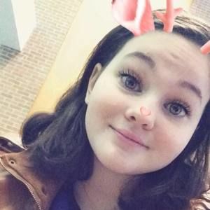 Meet your Posher, Elleana